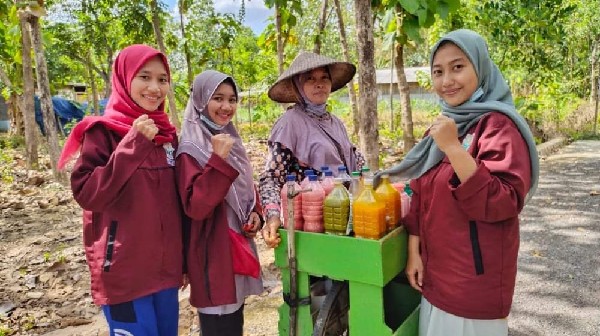 ProKer Minggu Pertama KKN IK IAIN Kudus di Desa Angkatan Kidul Tambakromo