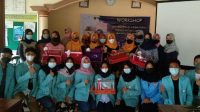 Aplikasikan Zero Waste, Mahasiswa KKN 53 Desa Bancak Adakan Workshop Pengolahan Limbah Kardus