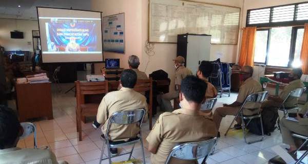 Petugas Registrasi Desa, Ikuti Bimtek Pelayanan Dokumen Kependudukan