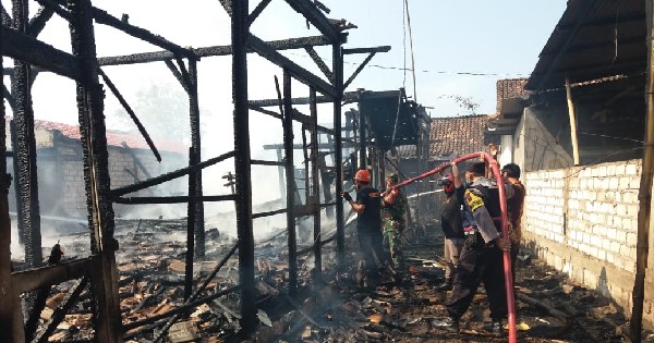 Kebakaran Rumah di Bajomulyo Juwana, Kerugian Ditaksir Setengah Milyar