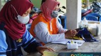 Mahasiswa KKN RDR 77 UIN Walisongo Jadi Relawan Dalam Kegiatan Donor Darah di Desa Kedalingan