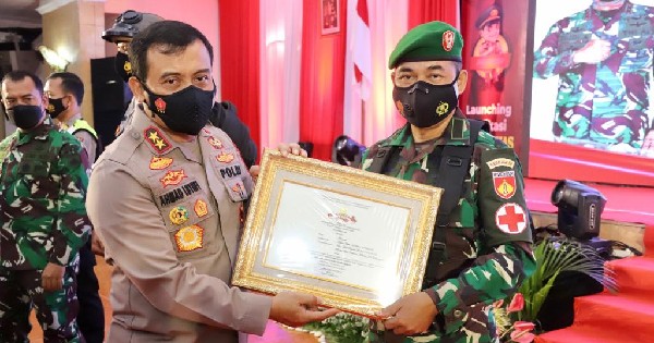Optimalkan Bhabinkamtibmas dan Babinsa, Kapolda Jateng dan Pangdam Luncurkan Aplikasi Sitangkas