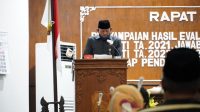 Seluruh Fraksi Sampaikan Tanggapan Terhadap Dua Raperda Prakarsa
