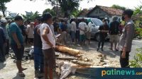 Truk Damkar Tabrak Pemotor di Tambakromo