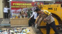 Akhir Tahun, Polres Pati Musnahkan 7000 Botol Lebih Miras