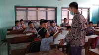 Ratusan Siswa MIN 1 Pati Galang Dana untuk Korban Semeru