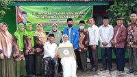 15 Tahun Tanpa Ikatan Resmi, FKPAI Margorejo Nikahkan Pasutri Ini