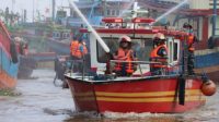 Cegah Kebakaran Kapal, Tim Terpadu Maritim Juwana Cek Kesiapan Personel dan Alat Damkar