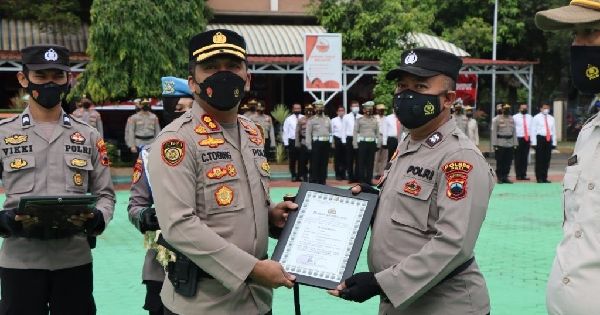 Berprestasi, Kapolres Pati Beri Reward Anggota