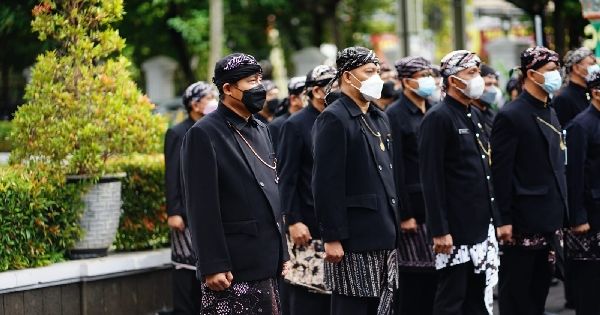Dua Tahun Terhenti, Kini ASN Pati Kembali Pakai Baju Adat