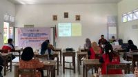 Pelatihan Media Pembelajaran CANVA oleh Mahasiswa KKN Ngurenrejo Kelompok 97 UPGRIS