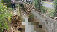 Temuan Mayat di Sungai, Polsek Sukolilo Gelar Olah TKP