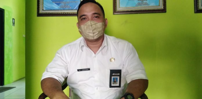 Kepala Bidang Pengelolaan Pasar pada Dinas Perdagangan dan Perindustrian (Disdagperin), BJ Isrhony Kepala Bidang Pengelolaan Pasar pada Dinas Perdagangan dan Perindustrian (Disdagperin), BJ Isrhony
