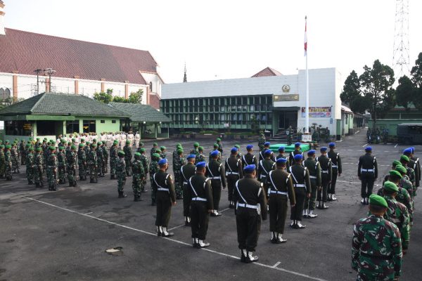 Pupuk Jiwa Kejuangan Prajurit Dan Pns Korem Makutarama Gelar