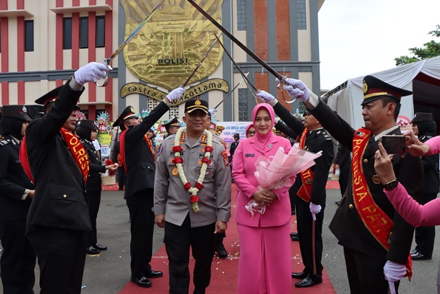 Haru lalu Bangga Warnai Perpisahan Kombes Pol Andhika di area Polresta Pati