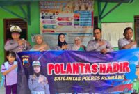 Gelorakan Tertib Berlalu Lintas, Unit Kamsel Satlantas Polres Rembang Dikmas Di Balai Desa